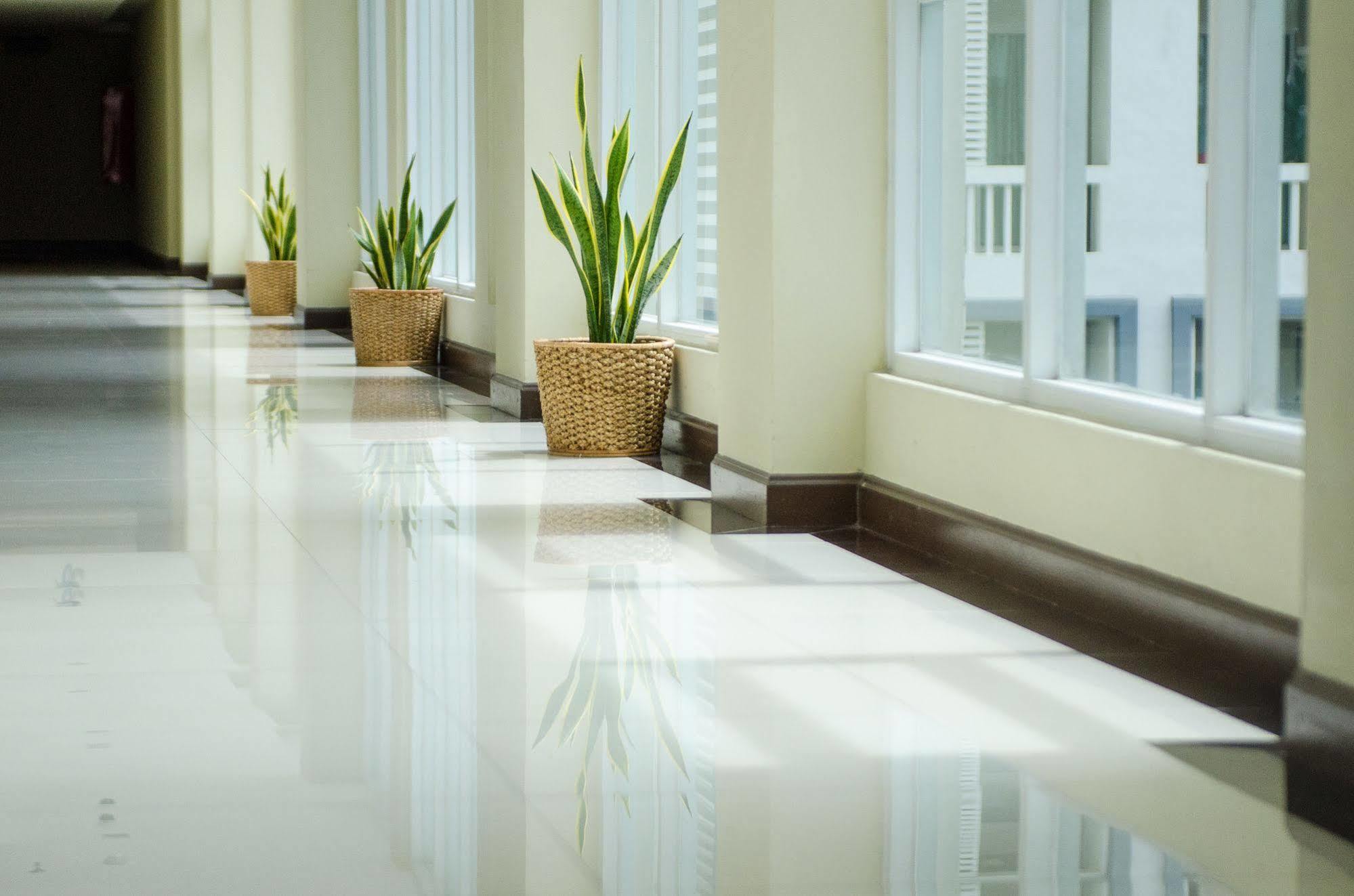 The Platinum Suite Банкок Екстериор снимка